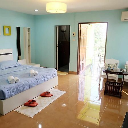 Green House At Trang Guesthouse Esterno foto