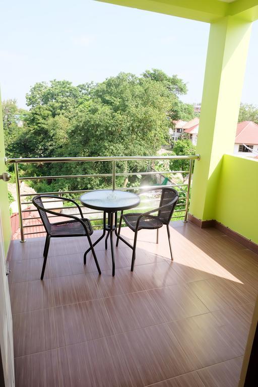 Green House At Trang Guesthouse Esterno foto